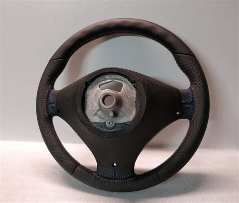The rest of them are annoyances, unacceptable yes, but this steering issue is a safety issue. BMW X5 E70 X6 E71 STEERING WHEEL SPORT SE 200+ 3057070 NEW LEATHER - Evolution GT