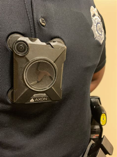 Body Cameras What Local Law Enforcement Agencies Have And How They Use