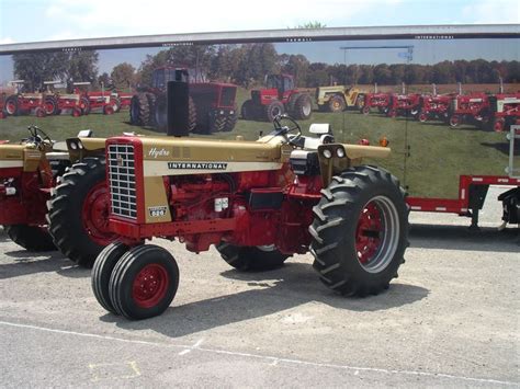 1970 Ih 826 Hydro Gold Demonstrator International Tractors Tractor