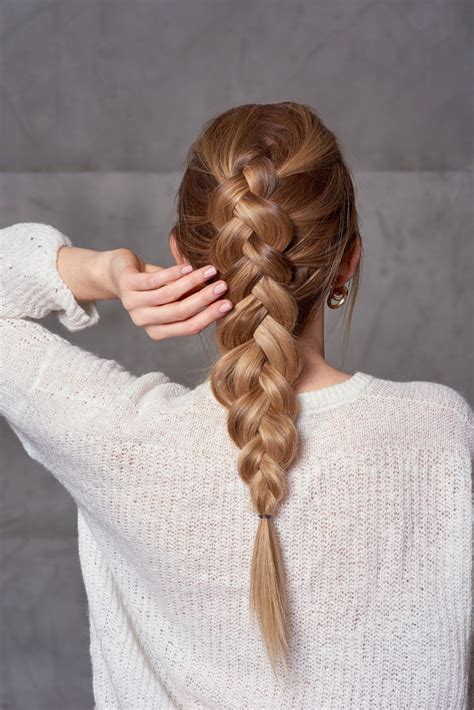 how to dutch braid your own hair easy dutch braid tutorial single braids hairstyles daily