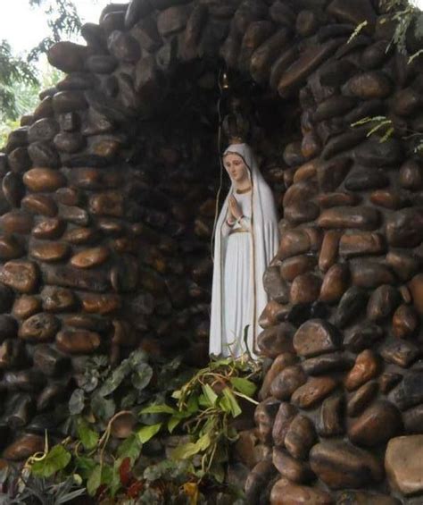 1000 Images About Religious Grotto On Pinterest Gardens Statue Of