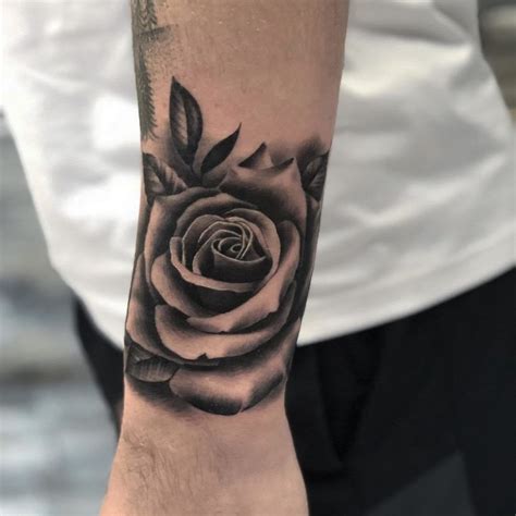30 Pretty Rose Tattoo Ideas That Youll Love Forever 2021 Rose