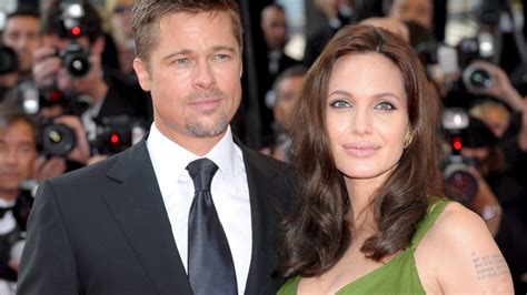 Angelina Jolie To Divorce Brad Pitt Bbc News