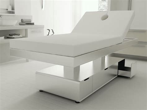 Choosing The Right Massage Table Buying Guides MedicalExpo