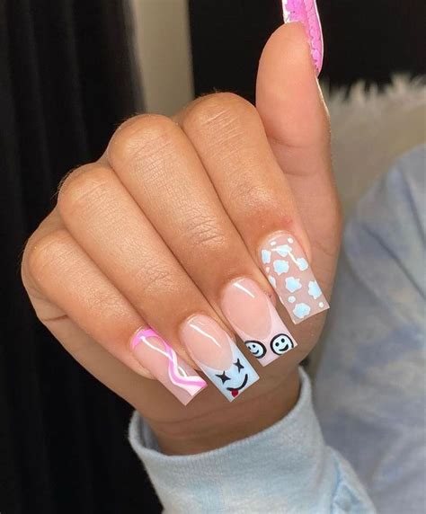 𝐖𝐞𝐥𝐜𝐨𝐦𝐞 𝐛𝐚𝐝𝐝𝐢𝐞 On Instagram Nails Inspo 1 9 Follow Baddie0nly