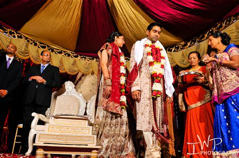 A Royal Indian Wedding At The Renaissance Hotel Trusha Anjan