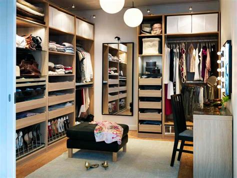 Once it was finished i couldn't help but get out my camera and show you guys these easy, do it yourself closet organizing ideas that will transform how you store your clothes! Walk In Closet Systems Do It Yourself By EasyClosets | Couch & Sofa Ideas Interior Design ...