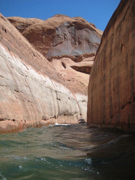 The Cave In Lost Eden Canyon Lake Powell Utah Amazing Lake Powell