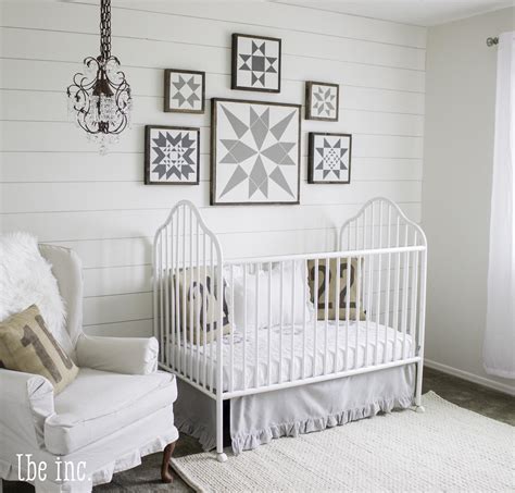 This rustic, farmhouse nursery, featured on the mountain view cottage, couldn't be more bright and beautiful. White Gender Neutral Nursery - Project Nursery