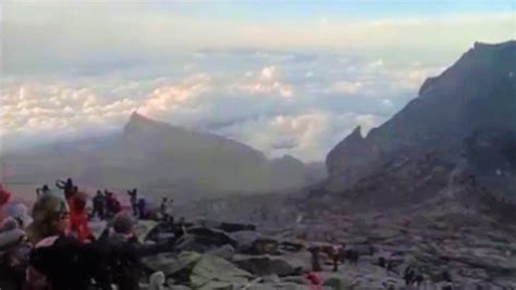 Malim Gunung Pendaki Teruja Salji Turun Di Gunung Kinabalu Demi Sabah