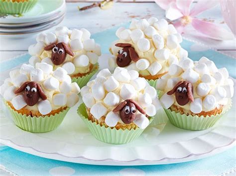 Jetzt ausprobieren mit ♥ chefkoch.de ♥. Süße Schäfchen-Muffins Rezept | LECKER