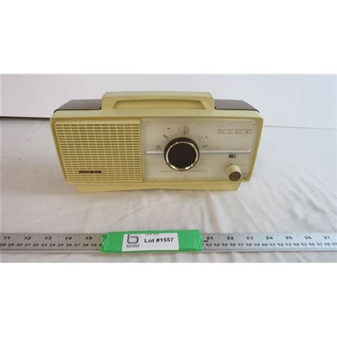Sony Medium Wave Radio Bodnarus Auctioneering