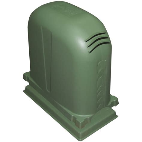 This lightweight pool cover pump removes standing water from above ground pool covers. Green Pump Cover