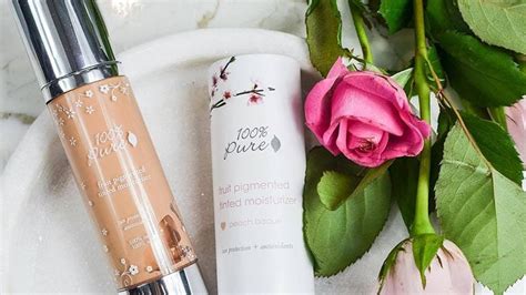 15 Natural And Organic Makeup Brands To Know