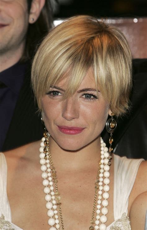 32 Of The Best Celebrity Pixie Haircuts Of All Time Brit Co
