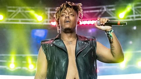 Chicago Born Rapper Juice Wrld Dies At Age 21 After Suffering Medical