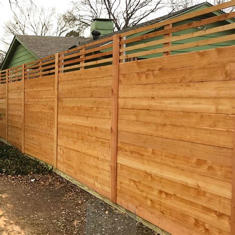 30 Horizontal Wood Fence Designs