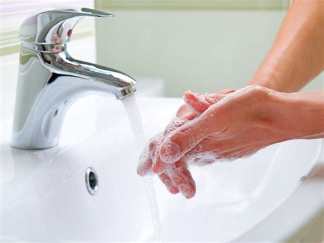 12 Cara Menjaga Kebersihan Diri Yang Perlu Dibiasakan Hello Sehat