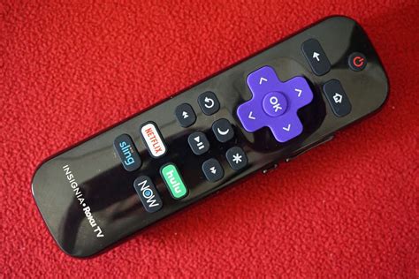 By default, your tv is set to display the home screen as shown below press the right arrow button and highlight the input that you would like displayed when you power on your tv. 12 Best Ways to Use a Roku TV Remote
