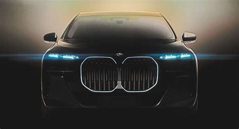 Heres A Sneak Peek At The 2023 Bmw I7 Electric Sedan With A 305 Mile