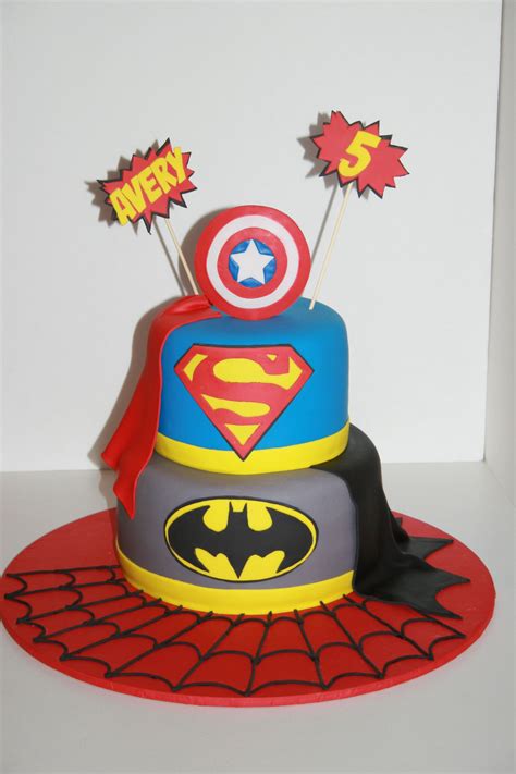 Super Hero Cake Maddox Went Pin Crazy On Here So I Think Its Safe To