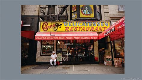 How New York Came To Love Jewish Delis Dw 12262022