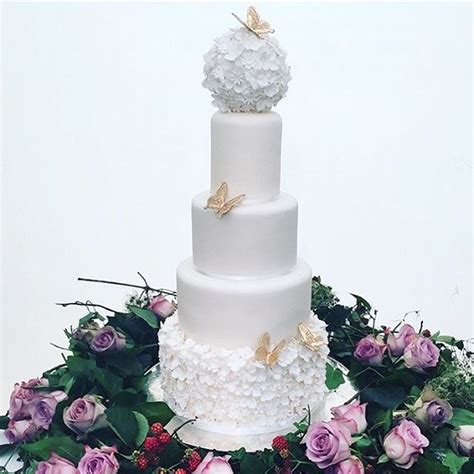 Pippa Middleton Wedding Cake Details Popsugar Food Wedding Cake Details Wedding Cakes Pippa