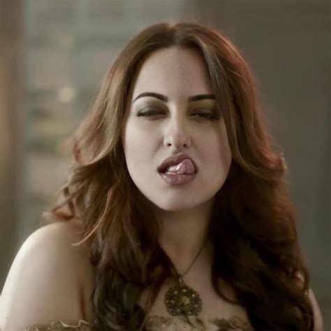 Pin By Hotness Overloaded On Woooo Sonakshi Sinha Indian Actress Hot Pics Katrina Kaif Photo