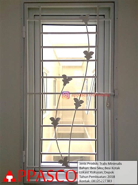 Pot bunga, sofa minimalis, dekorasi yang modern, dan railing tangga. Teralis Minimalis Motif Bunga di Kukusan Depok - Jual ...