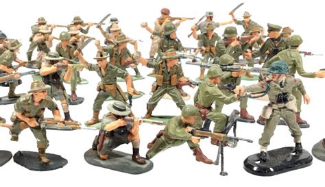 Lot 1970s Metal And Plastic Toy Soldiers Britains Ltd