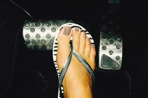 Wearing Flip Flops While Driving May Be Legal But Theres A Catch