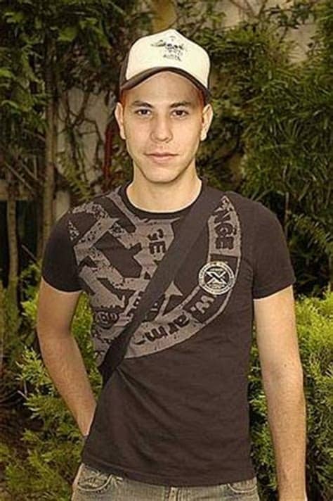 El ex integrante de rbd, christian chávez, compartió una confesión con sus seguidores tras revelar hace mucho tiempo que es homosexual. Desconocido (Christian Chavez) - RBD Band Photo (31959691 ...