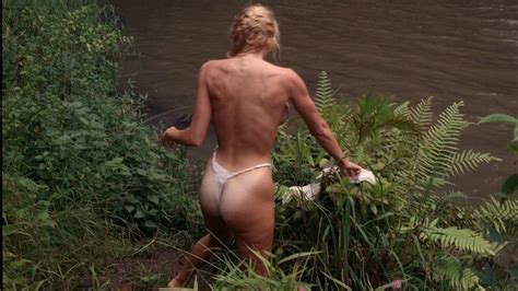 Nackte Glori Anne Gilbert In The Curse Of The Komodo