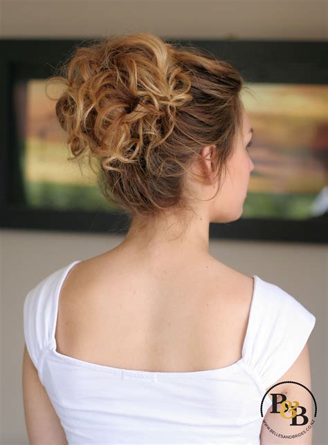 79 Stylish And Chic Easy Updos For Medium Hair For New Style The
