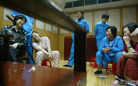 Rare View Chinese Women Laugh And Smile Minutes Before Being Executed