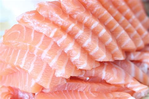 Seafood Search 7 Characteristics To Look For When Buying Fresh Fish