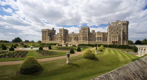 Windsor Castle Official Residence Of Queen Elizabeth Ii R