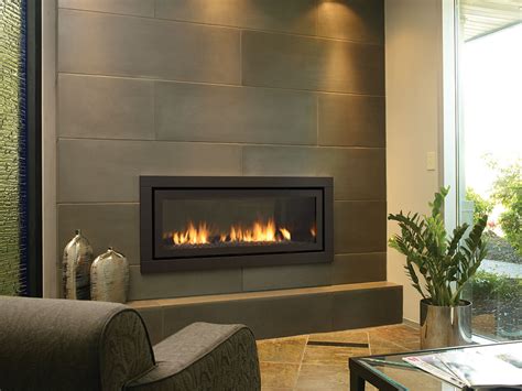 Hz45e Linear Contemporary Gas Fireplace Regency