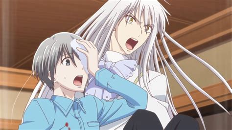 Akito Hits Yuki S Head And Bleed Ayame To The Rescue Fruits Basket 2nd Season Episode 24