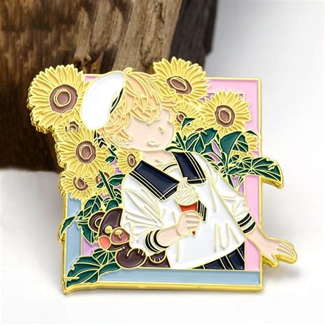 Custom Metal Crafts Enamel Pins Anime Bee Pins Lapel Pin China Pins