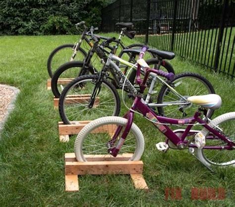 diy bike stand free woodworking