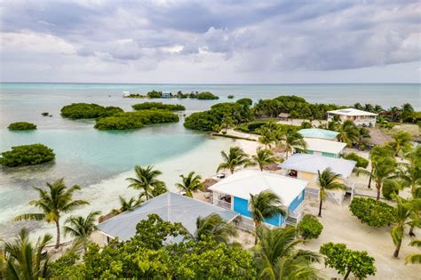 Belize Beachfront Villas At Shaka Caye Belize Island Accommodations