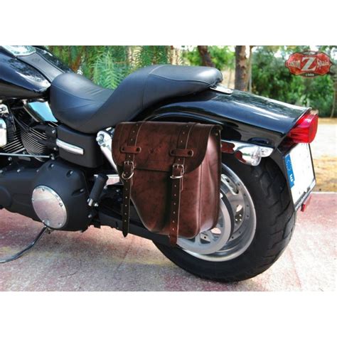 (33.5 high) x (31 wide) x (12 deep) cm. Saddlebag Dyna Fat-Bob Harley Davidson CENTURION Specific ...