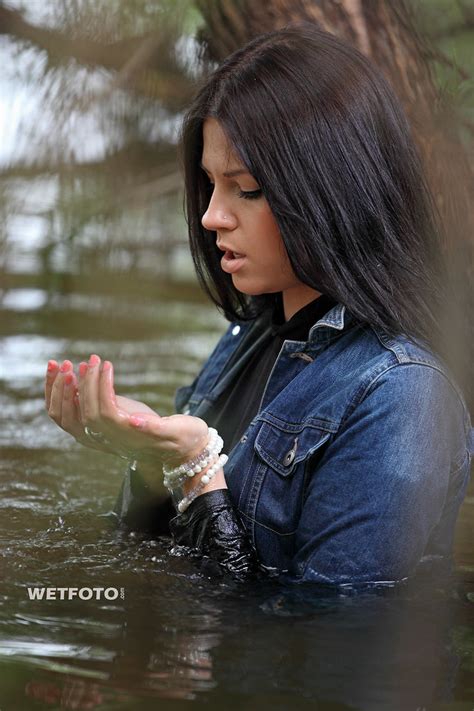 Wetlook In Jacket And Skinny Blue Jeans Sexy Brunette Flickr
