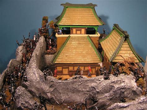 172 Scale Dioramas Of A Japanese Castle Being Taken Over By Samurais
