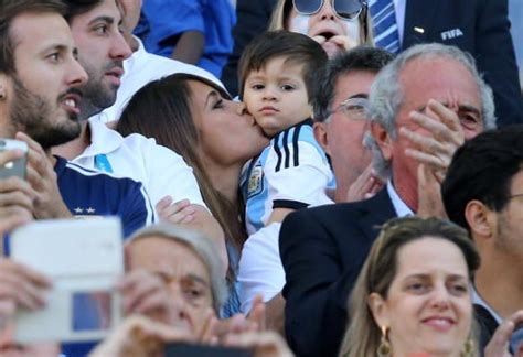 Lionel Messi S Girlfriend Antonella Roccuzzo And Son Thiago Messi Supporting Messi At The