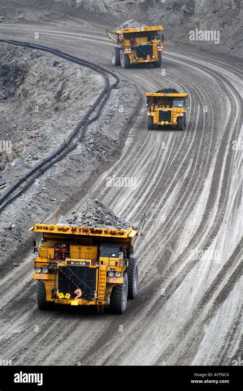 Diavik Diamond Mine Open Pit Trucks Northwest Territories Canada Stock Photo Alamy