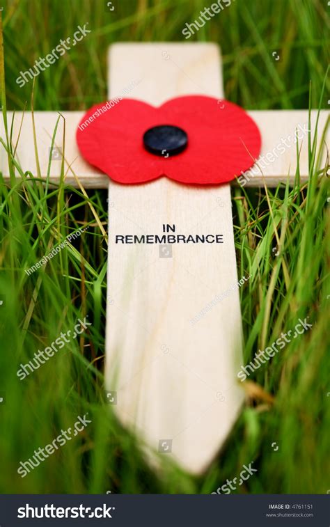 Remembrance Cross Poppy On Grass Stock Photo Edit Now 4761151