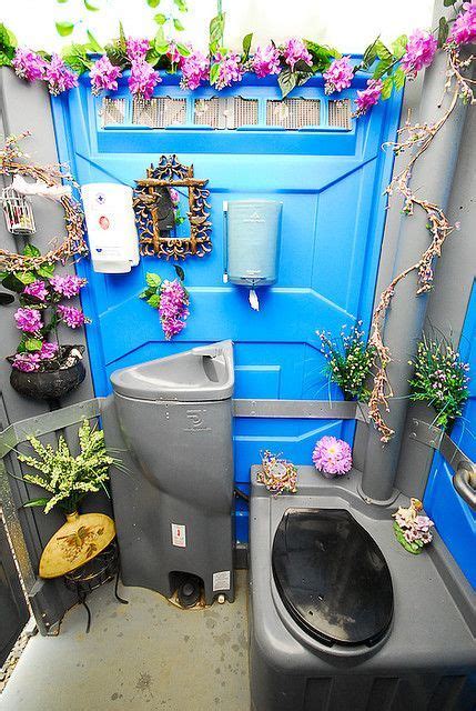 Great Idea For Making A Porta Potty More Usablewelcoming Decorated