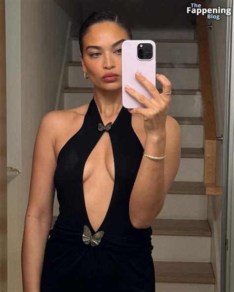 Braless Shanina Shaik Exits A Private Pre Grammy Party In La Photos